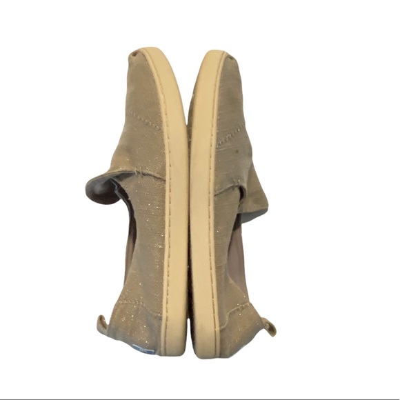 🔴 5/$45 SALE 🔴 TOMS | Gray Sparkle slip ons - Picture 8 of 12